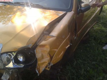 Carroceria documentada con golpe de saxo vts fase 2 1.6