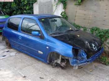 Siniestro clio sport 172cv ragnotti