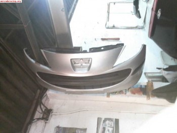 Paragolpes y ópticas peugeot 207