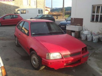 Kadet gsi 8v dado de baja 600 euros