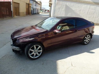 Se vende mercedes spportcoupe 220 cdi