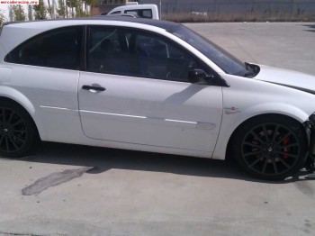 Siniestro renault megane sport f1 r25