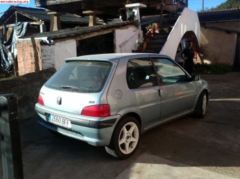 Se vende 106 sport motor roto