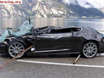 Se compran todo tipo de coches siniestros , averiados , viej