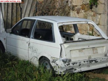 Proyecto sin terminar de ax sport con motor de saxo