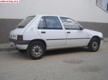 Peugeot 205 mito con averia motor 350€