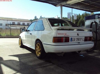 Siniestro ford escort rs turbo