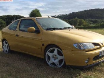 Vendo megane williams 2.0 16v 150cv (averiado)