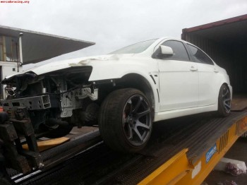 Siniestro mitsubishi lancer evo x gsr por 13.000€