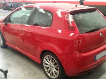 Fiat grande punto 1.9 jtd .