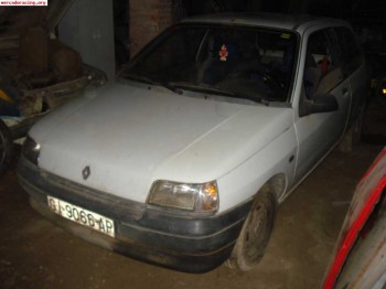 Vendo despiece de renault clio del 91