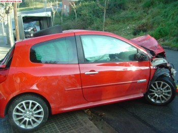 Vendo siniestro de clio sport 197 cv documentado (ultimo mod