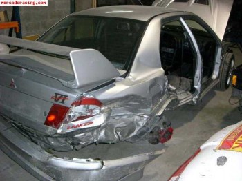 Vendo siniestro de mitsubishi evo vi