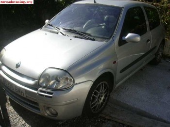 Clio com motor roto solo casquillos de viela
