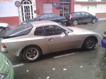 Porsche 944