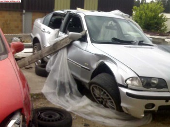 Se vende e 46 330d siniestrado