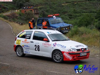 Se vende o se cambia seat ibiza cupra 1.8turbo 20 valvulas .