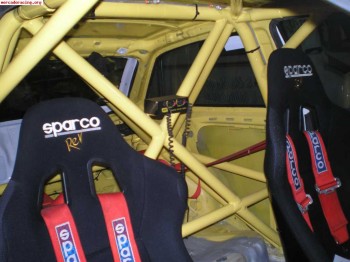 Se vende o se cambia por coche de calle 