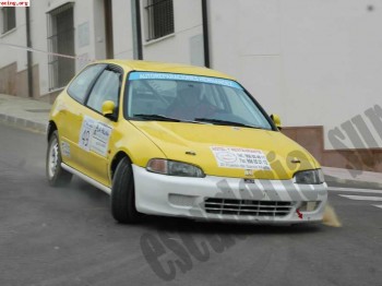 Honda civic vtec 1600 125cc buen precio