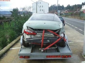 Hundai 2000 16v con golpe