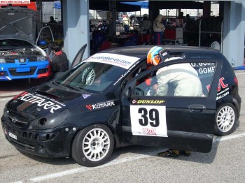 Se vende hyundai getz 3.900 euros.