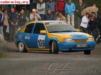 Se vende opel kadett gsi 16v.