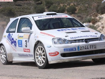 Campeon madrileño de rallyes 2009 se vende o cambia.