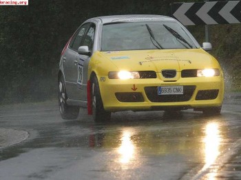 Seat leon cupra. ex oficial seat sport. gr n