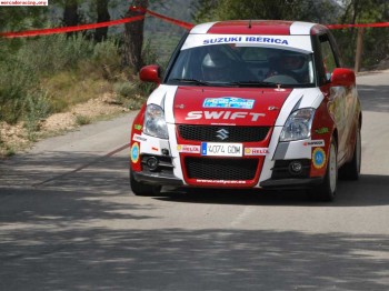 Blanco vende suzuki swift de la copa 3º