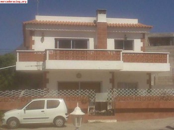 Se vende o cambio chalet por coche de carrera o calle