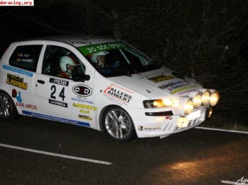 Vendo fiat punto gr/a (6500€)