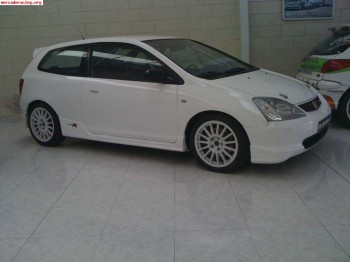 Se vende o cambia type-r
