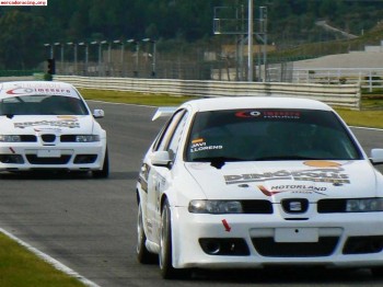 Cambio por coche de calle. seat leon  	 	  