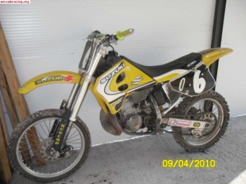 Cambio o vendo sauzuki rm de 250cc por caroceria de coche de