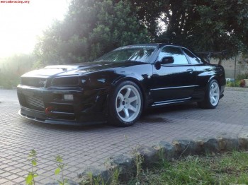 Nissan skyline gt-r r34