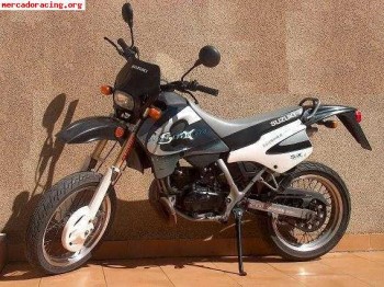 Se cambian dos motos de cros de 50cc