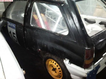 Vendo corsa de autocross con golpe