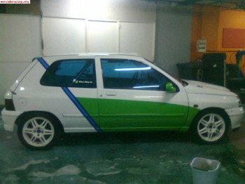Se renault clio de carrera o cambio