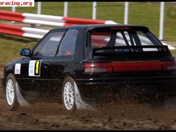 Mazda 323 gtr 4x4 tierra