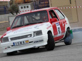 Vendo opel corsa gt de autocross, doy otro completo para rec