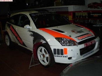 Se vende ford focus wrc 2002