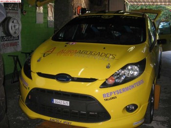 Se vende fiesta r2