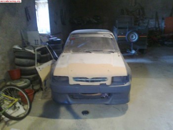 Se cambia ford fiesta xr2 de rallys de año 85 con documentac