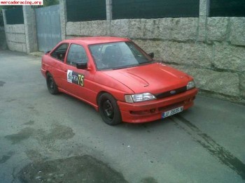 Se vende ford escort rs 2000  2500 euros