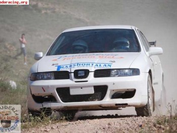 Vendo seat leon 4x4 tierra