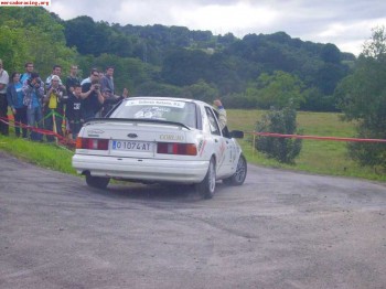 Vendo ford sierra cosworth 2rm acepto cambios