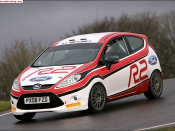 Se alquila ford fiesta r2 - oferta fin de temporada