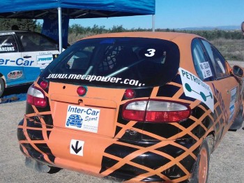 Lanos 2000 16v 2500€