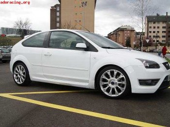 Focus wrc  07 tdci, recogeria coche de carreras tipo 205, ax