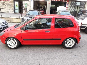 Vendo getz 1.6 16 v competicion al dia de todo - 5500 €